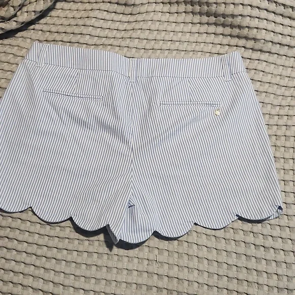 Crown & Ivy White and Blue Striped Scallop Shorts Size 14 Shelby - Picture 2 of 6